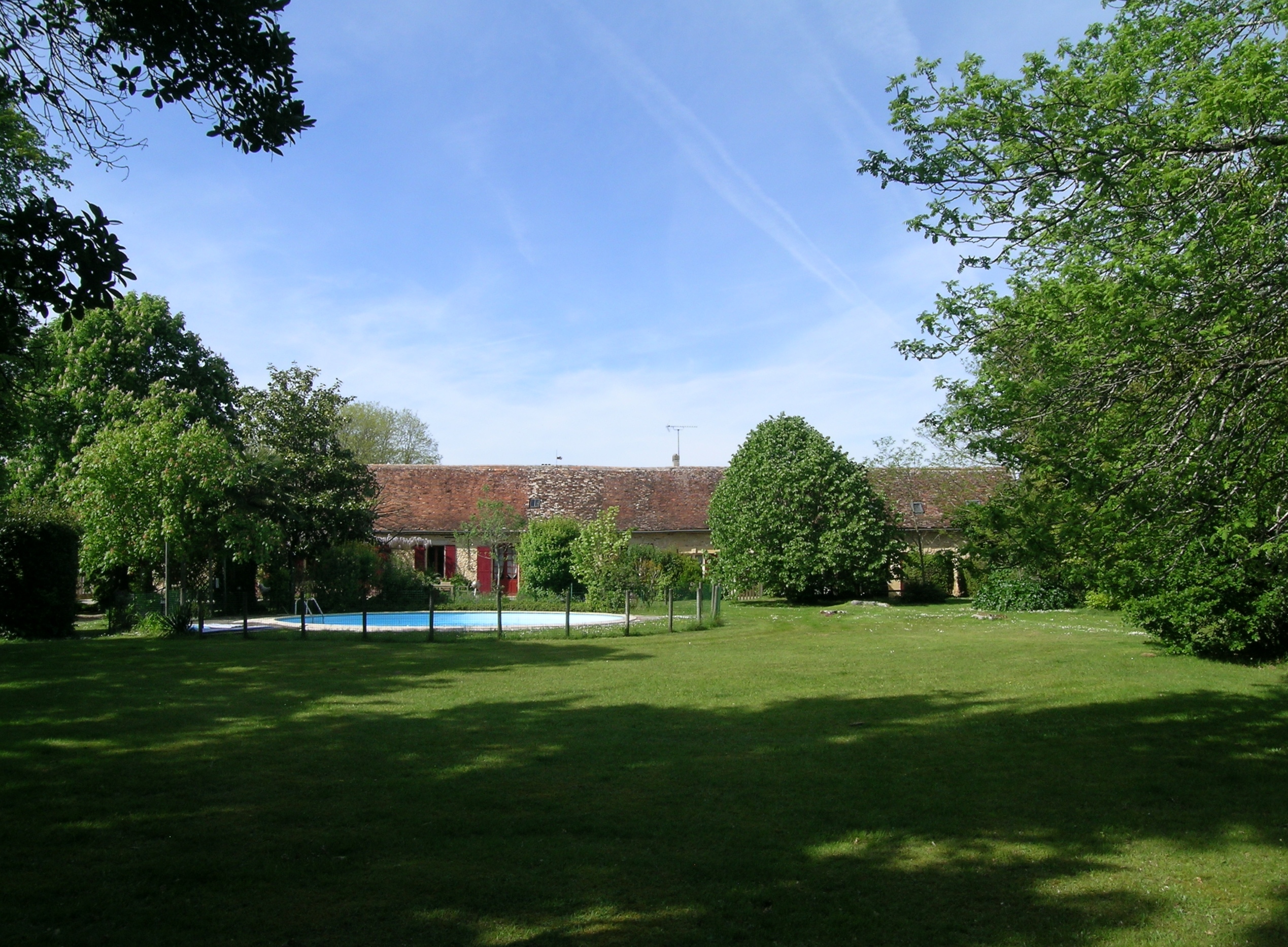 Maison d'hôtes Bergerac Dordogne - Le parc & la piscine au sud