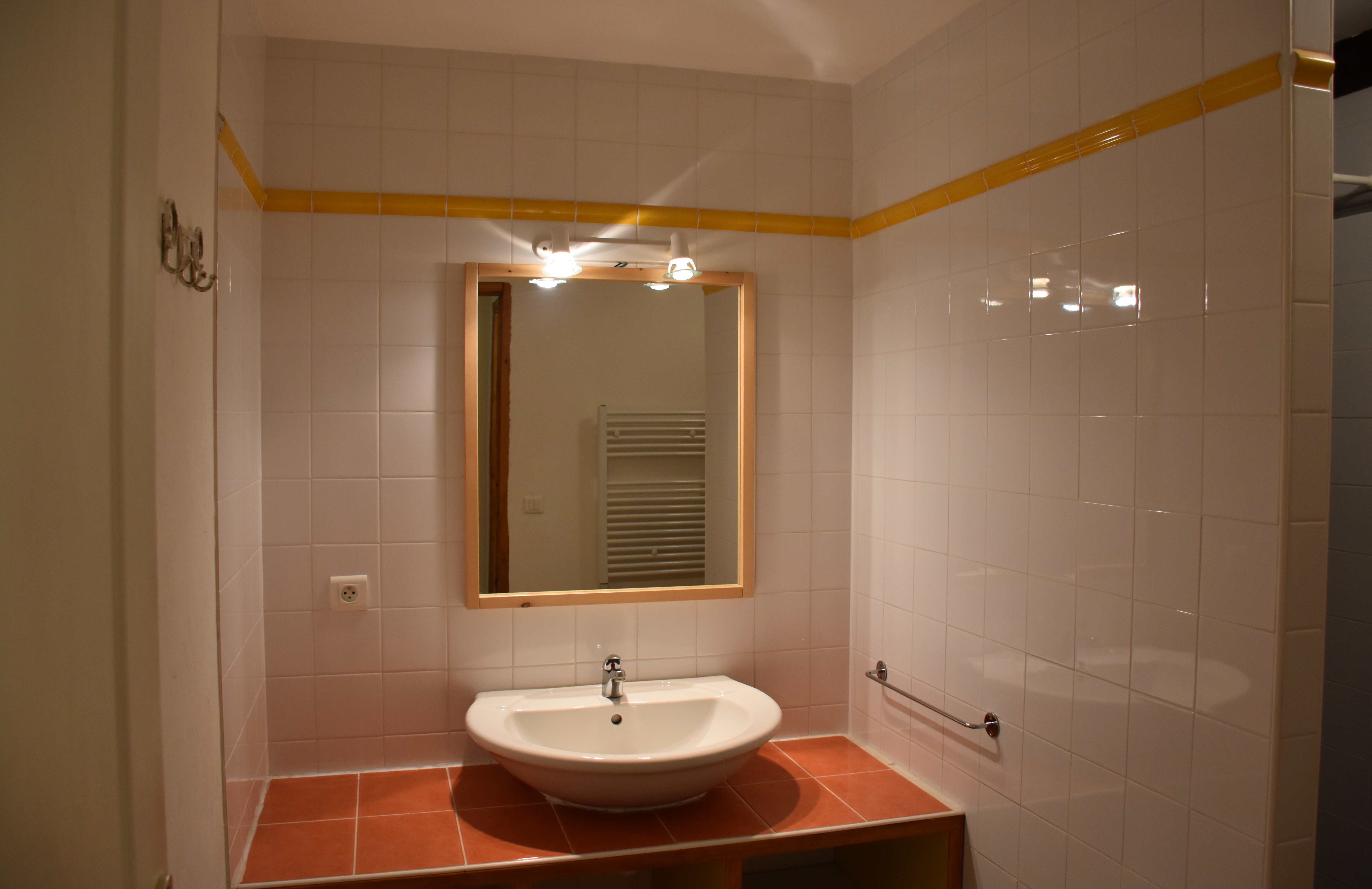 gite 4 personnes bergerac dordogne - salle de bain