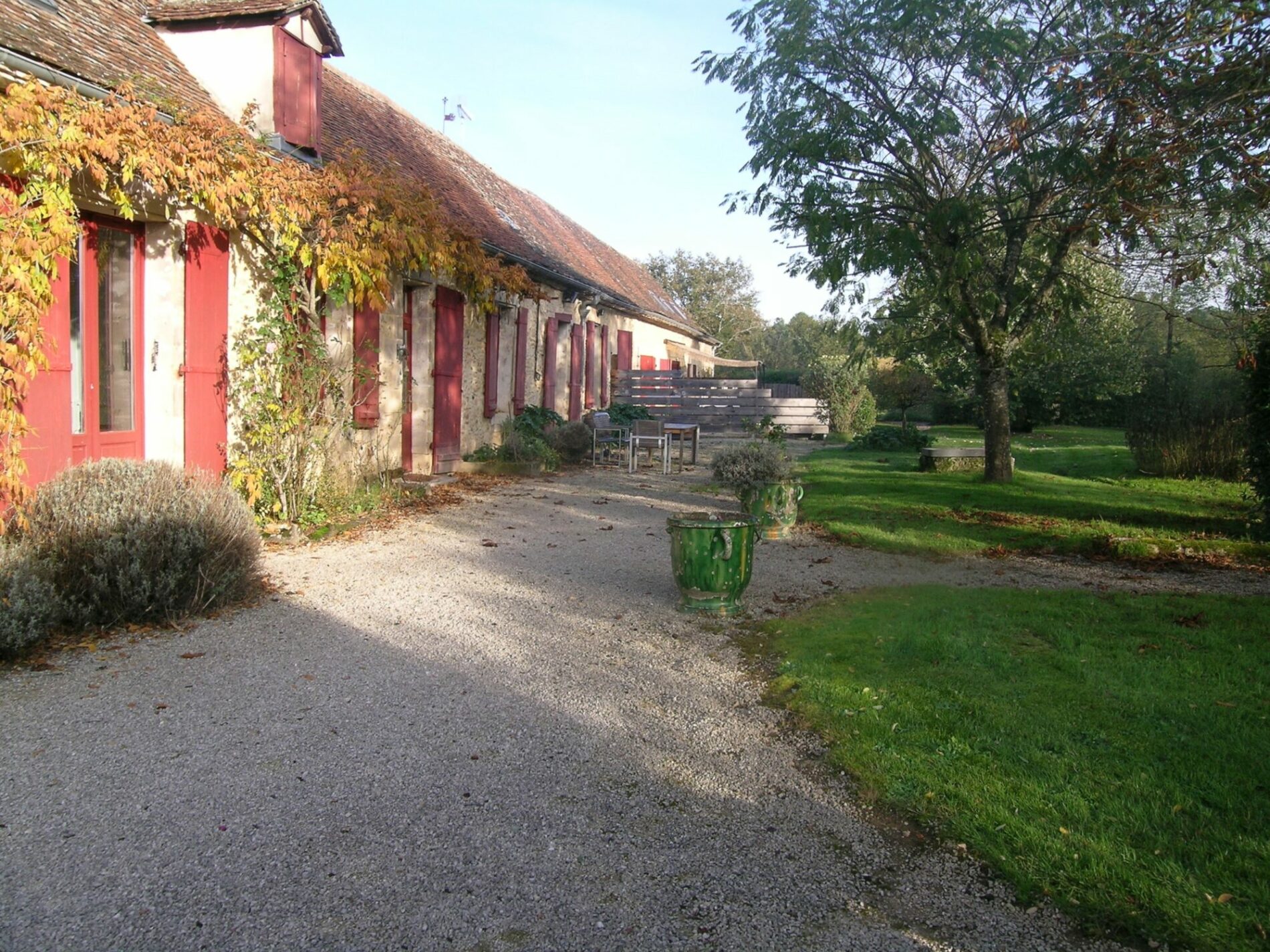 maison d'hôtes bergerac dordogne - parc et façade côté sud