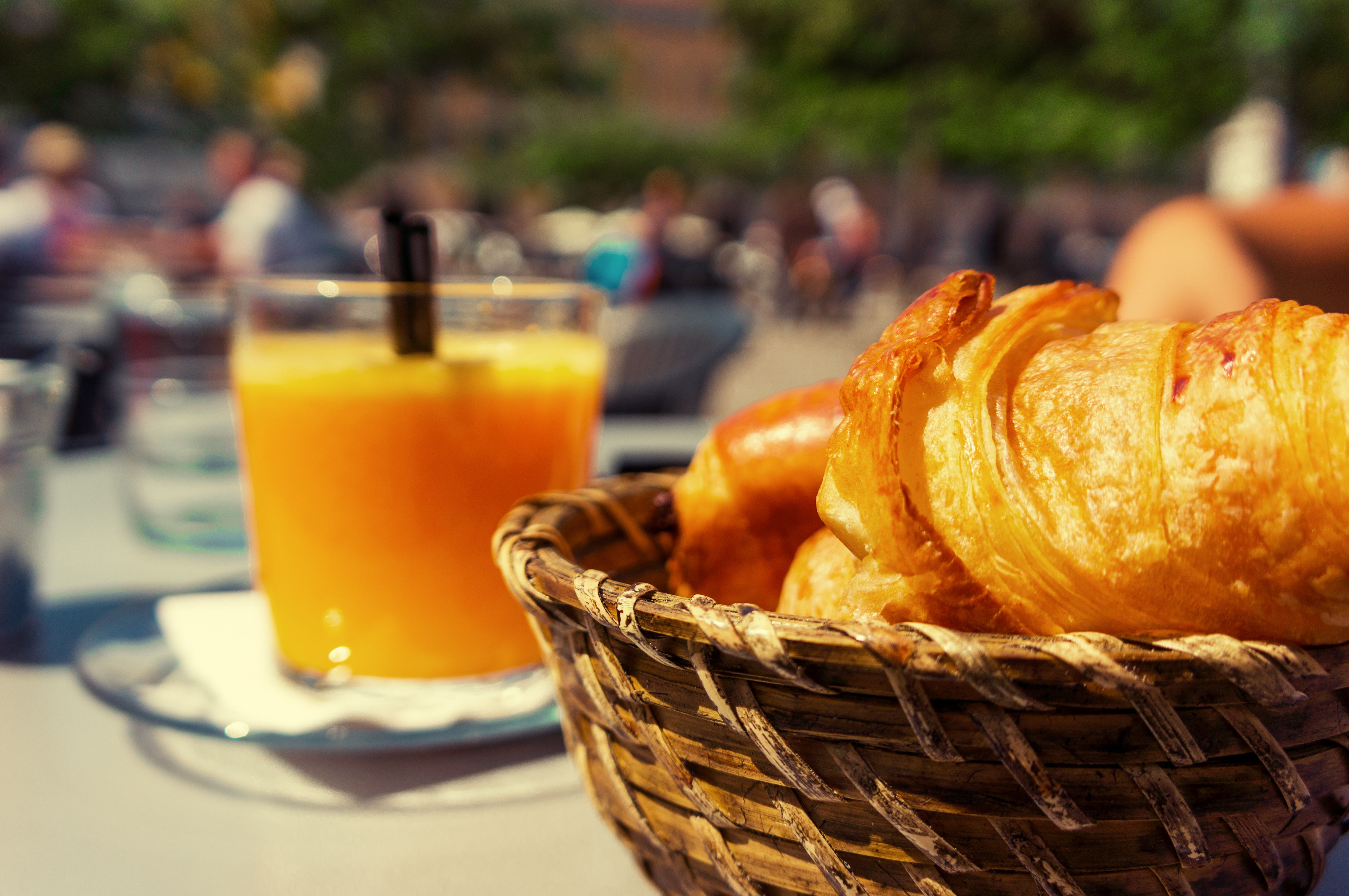 exemple de petit-déjeuner proposés aux gîtes / Example of breakfasts proposedd to holiday rental - Bergerac - Dordogne -France