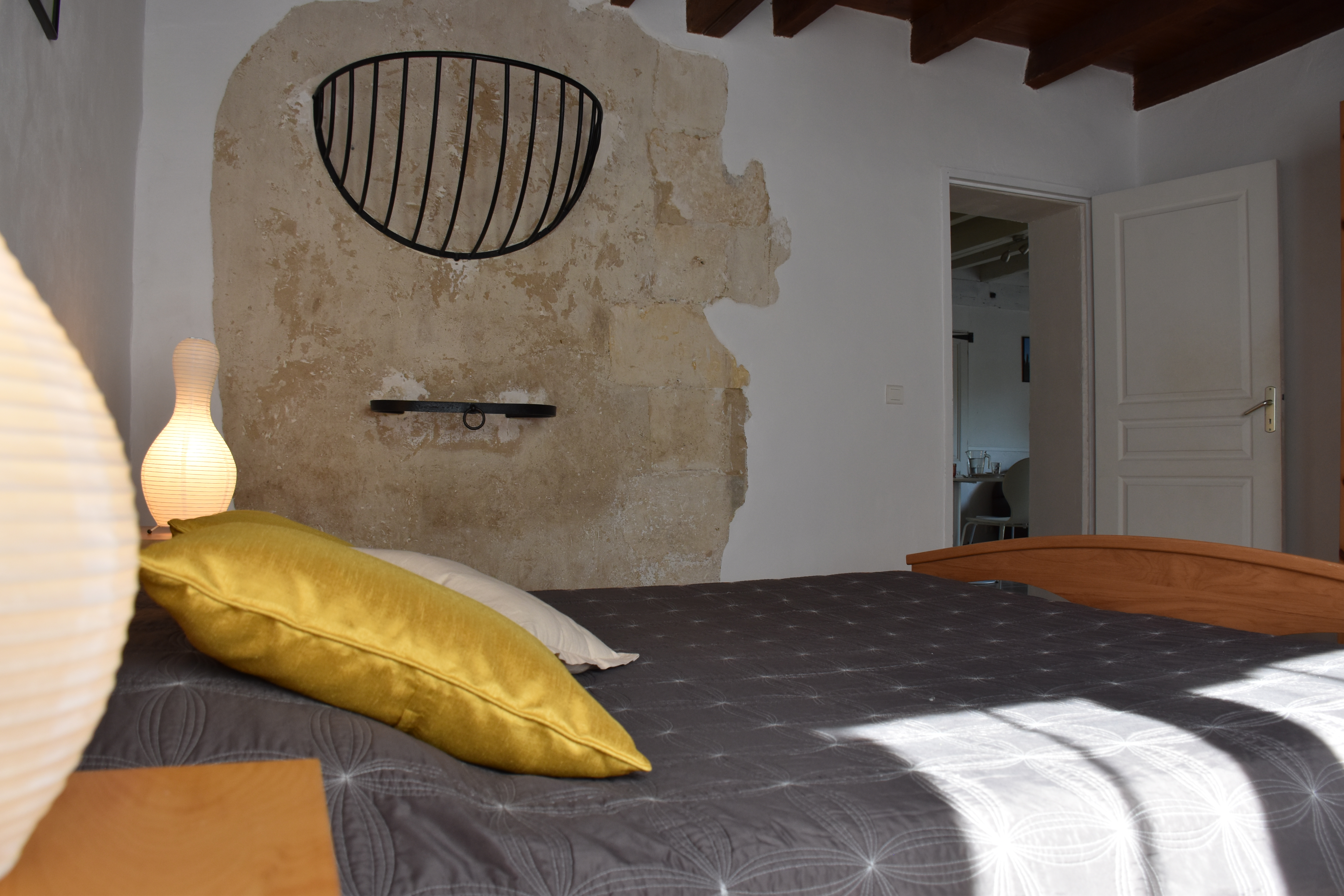 Chambre double avec lit Queen Size - gite 4 personnes - Bergerac - Dordogne