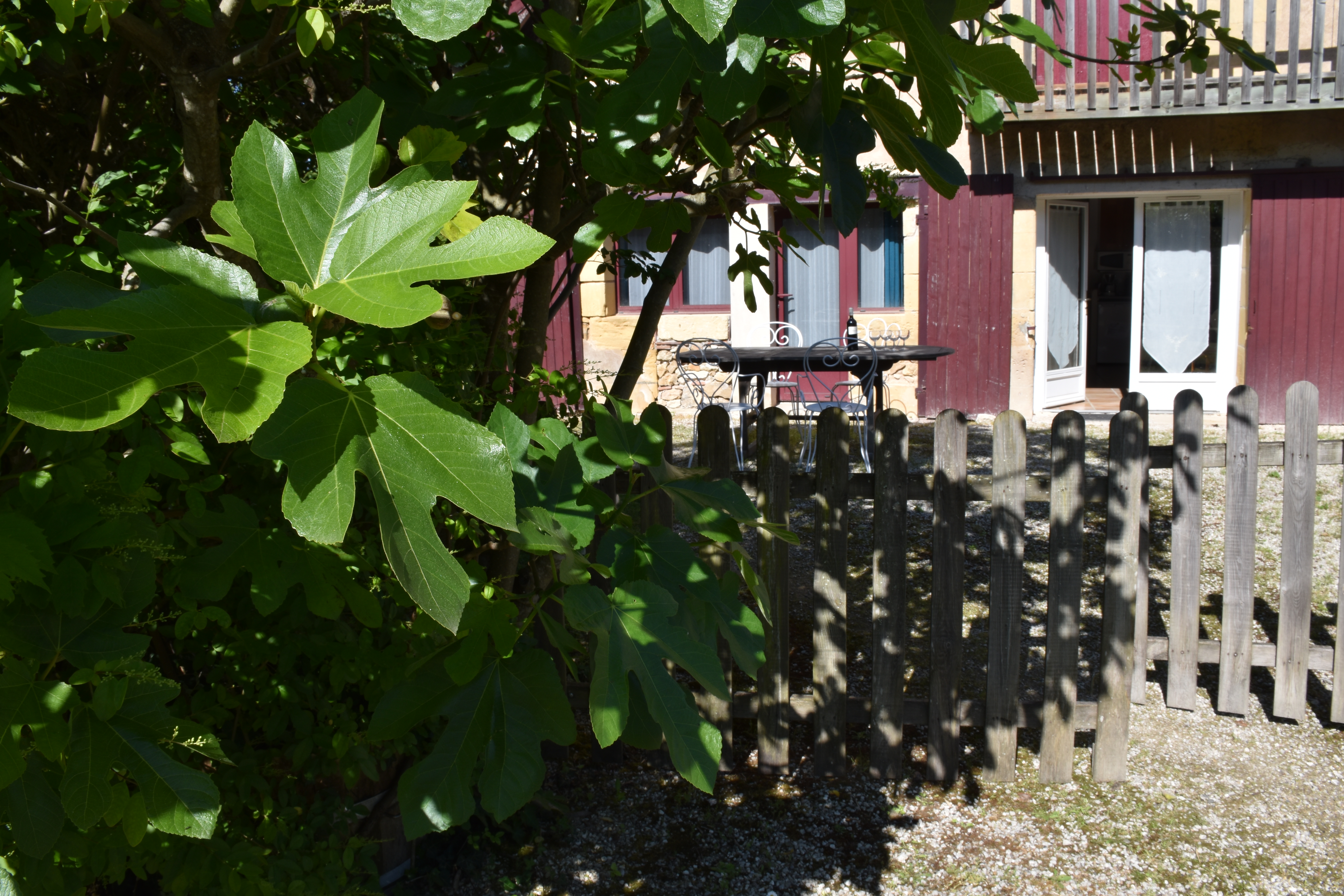 Le portillon de la terrasse du gite les Crèches pour 4 personnes, Bergerac, Périgord