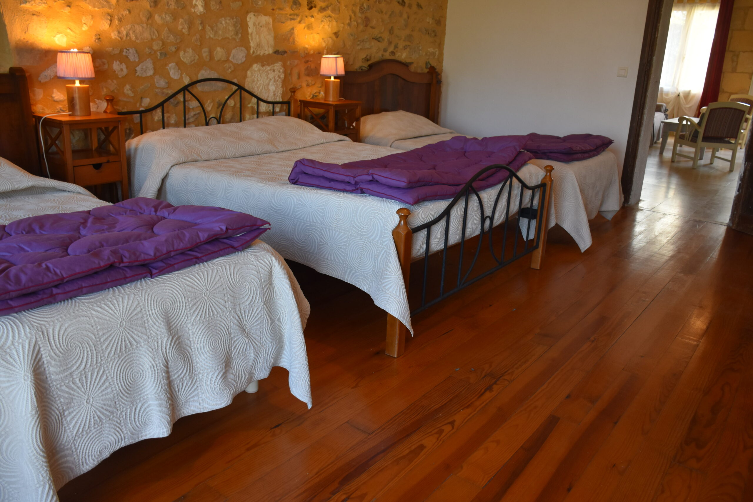 triple bedroom 5 guests holiday rental - chambre triple gite 5 personnes